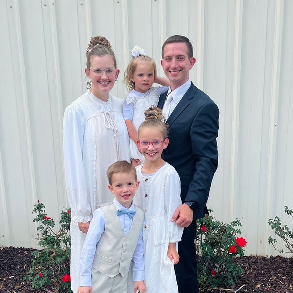 Meet your Posher, Krysten - Picture 2 of 11